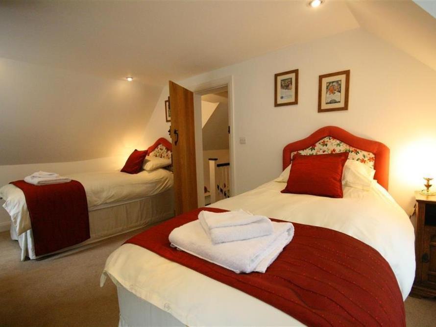 Tumbledown Villa Broadway  Dış mekan fotoğraf